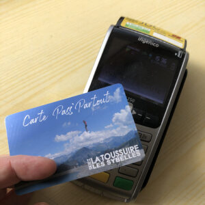 Pass'Partout card, the pre-payment card for Le Corbier and Toussuire. Allows you to pay for your activities and benefit from promotions, just like a normal card